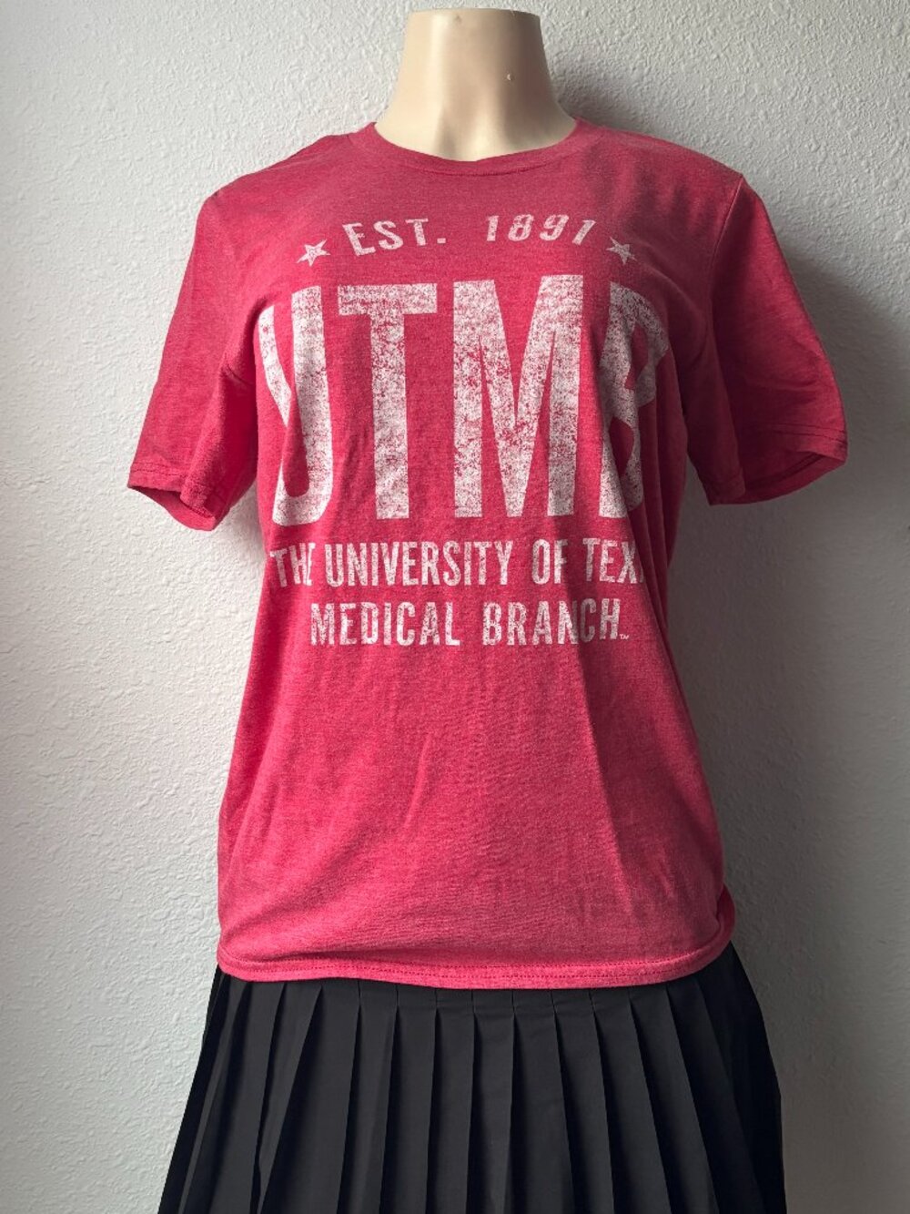 UTMB Est 1891 University Texas Medical Branch T-Shirt Red Heather Unisex S